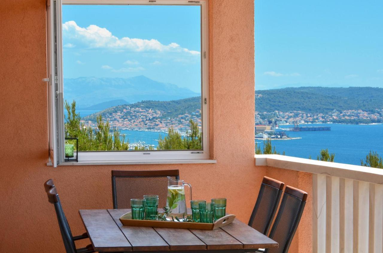 Apartment Elza Trogir Eksteriør billede