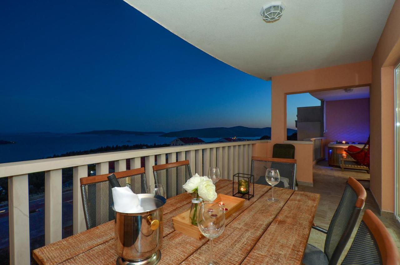 Apartment Elza Trogir Eksteriør billede