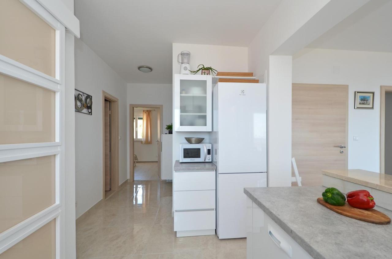 Apartment Elza Trogir Eksteriør billede
