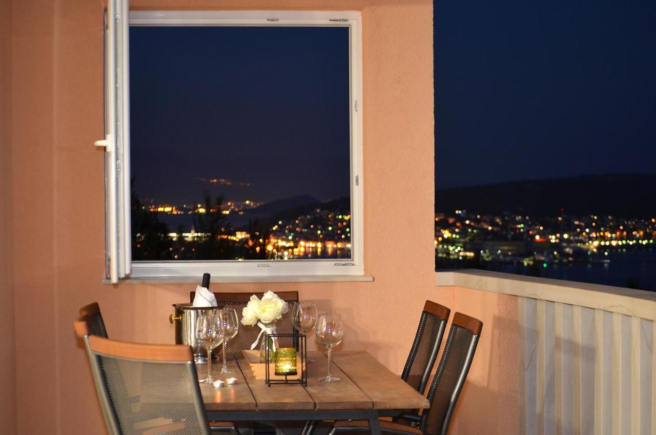 Apartment Elza Trogir Eksteriør billede