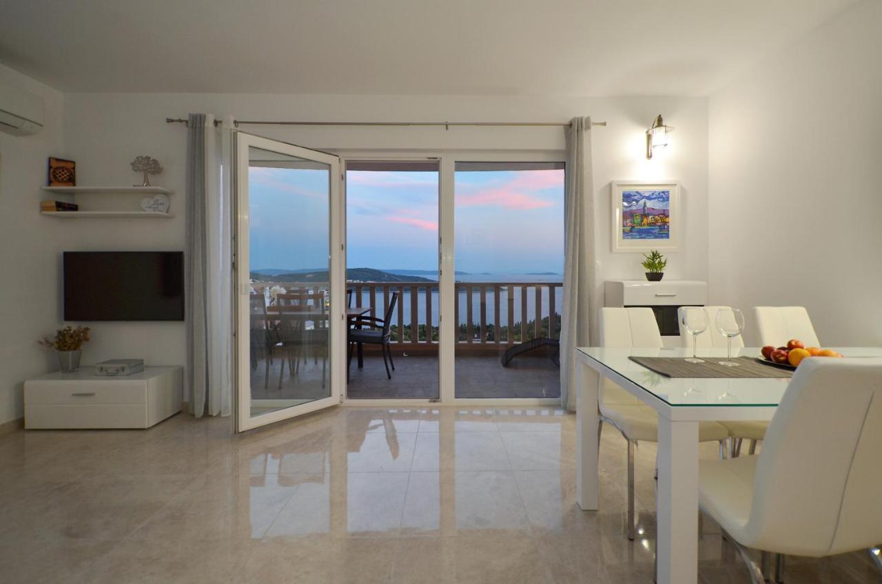 Apartment Elza Trogir Eksteriør billede