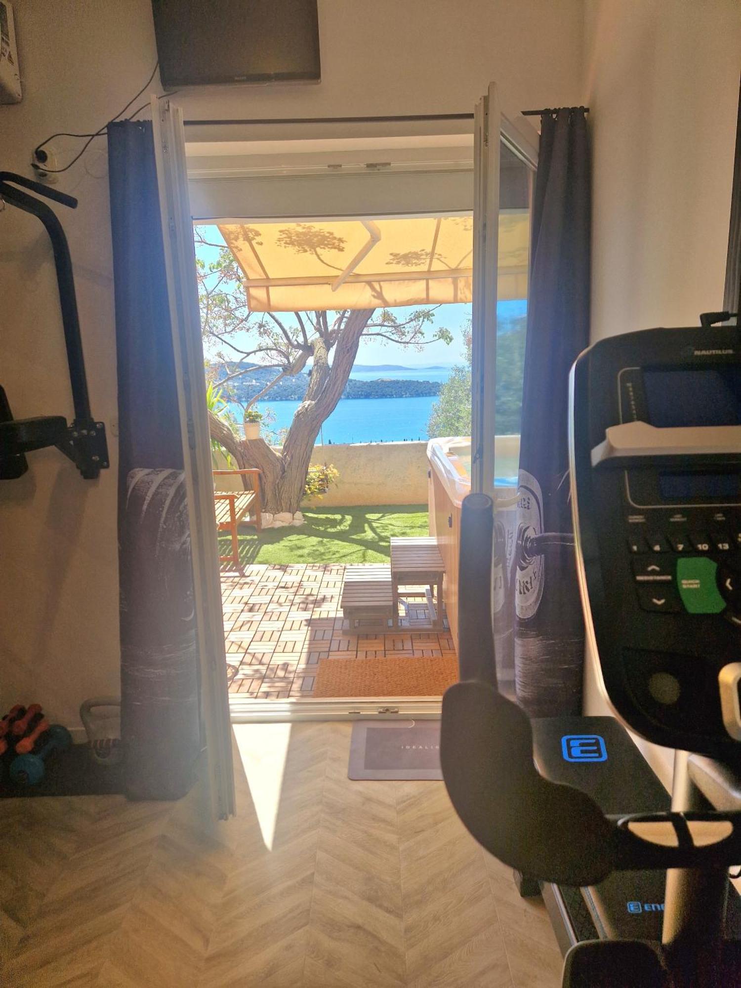 Apartment Elza Trogir Eksteriør billede